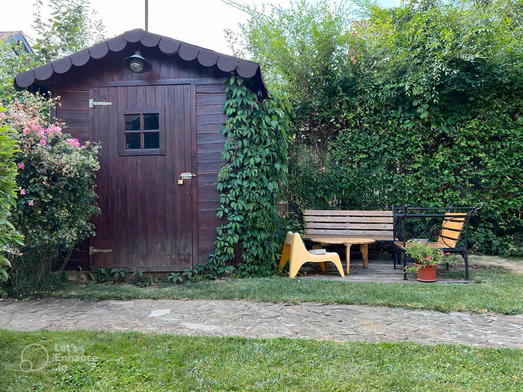 Vila Cu Mesteceni Campina Exterior photo